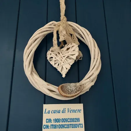 La Casa Di Venere Apartment *